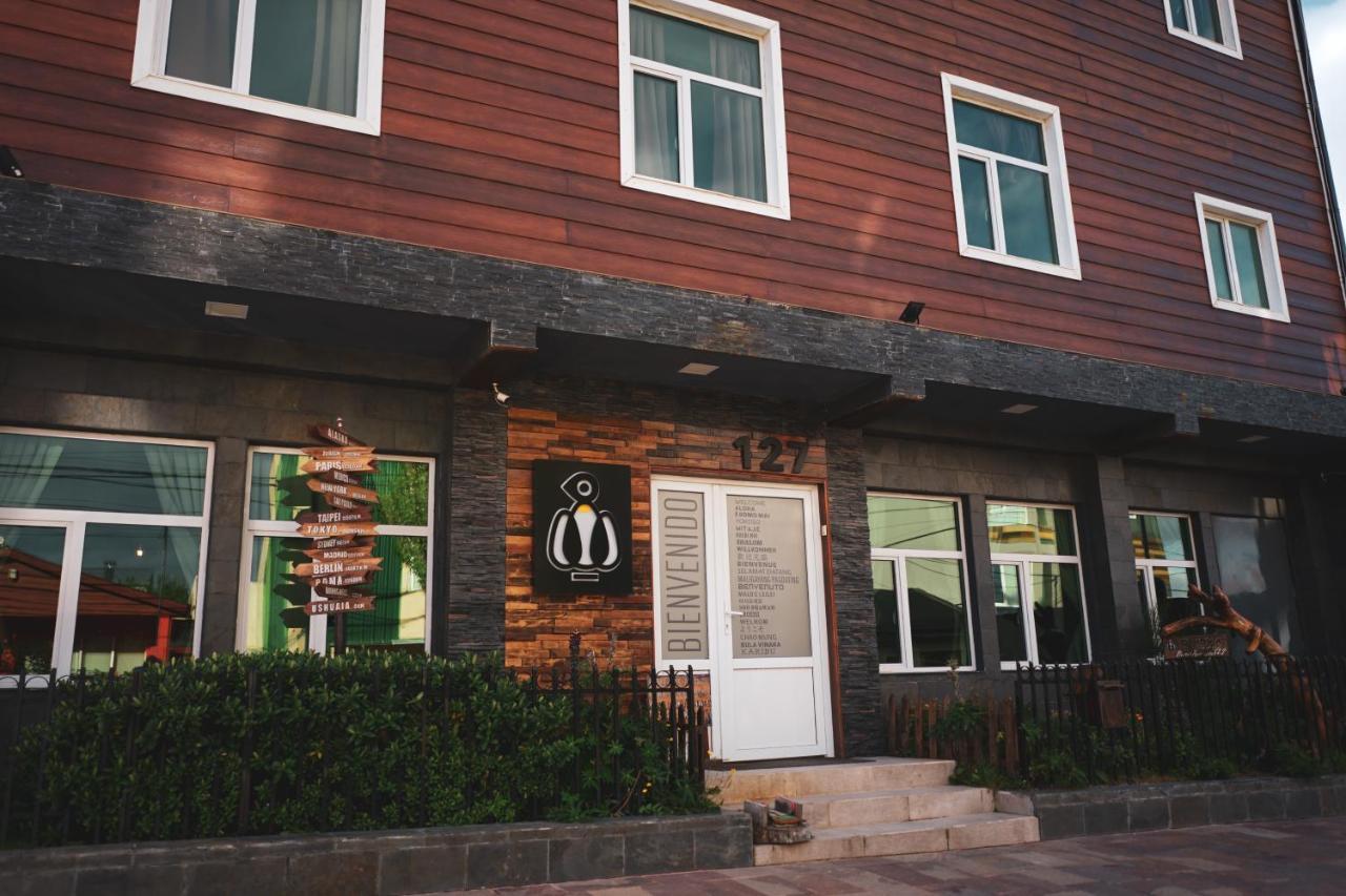 Oshovia Hostel Ushuaia Exterior photo